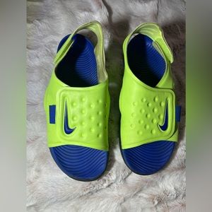 Used! Nike Sunray Protect 2 Little Kids' Sandals Size 2Y GREAT CONDITION!